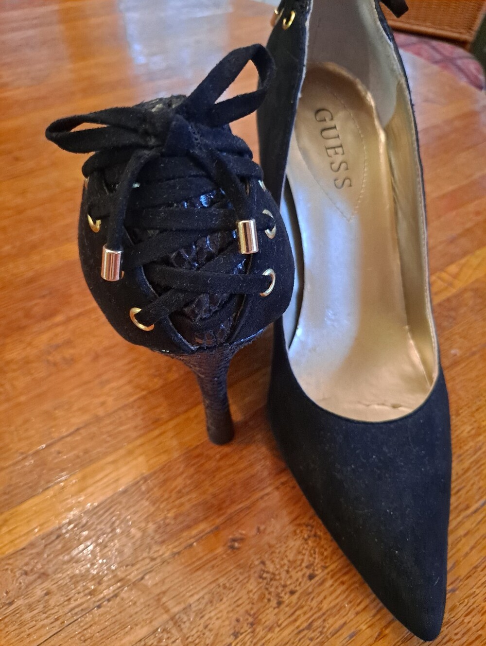 GUESS Black Pointed-Toe Lace Up Bow Accent Pumps